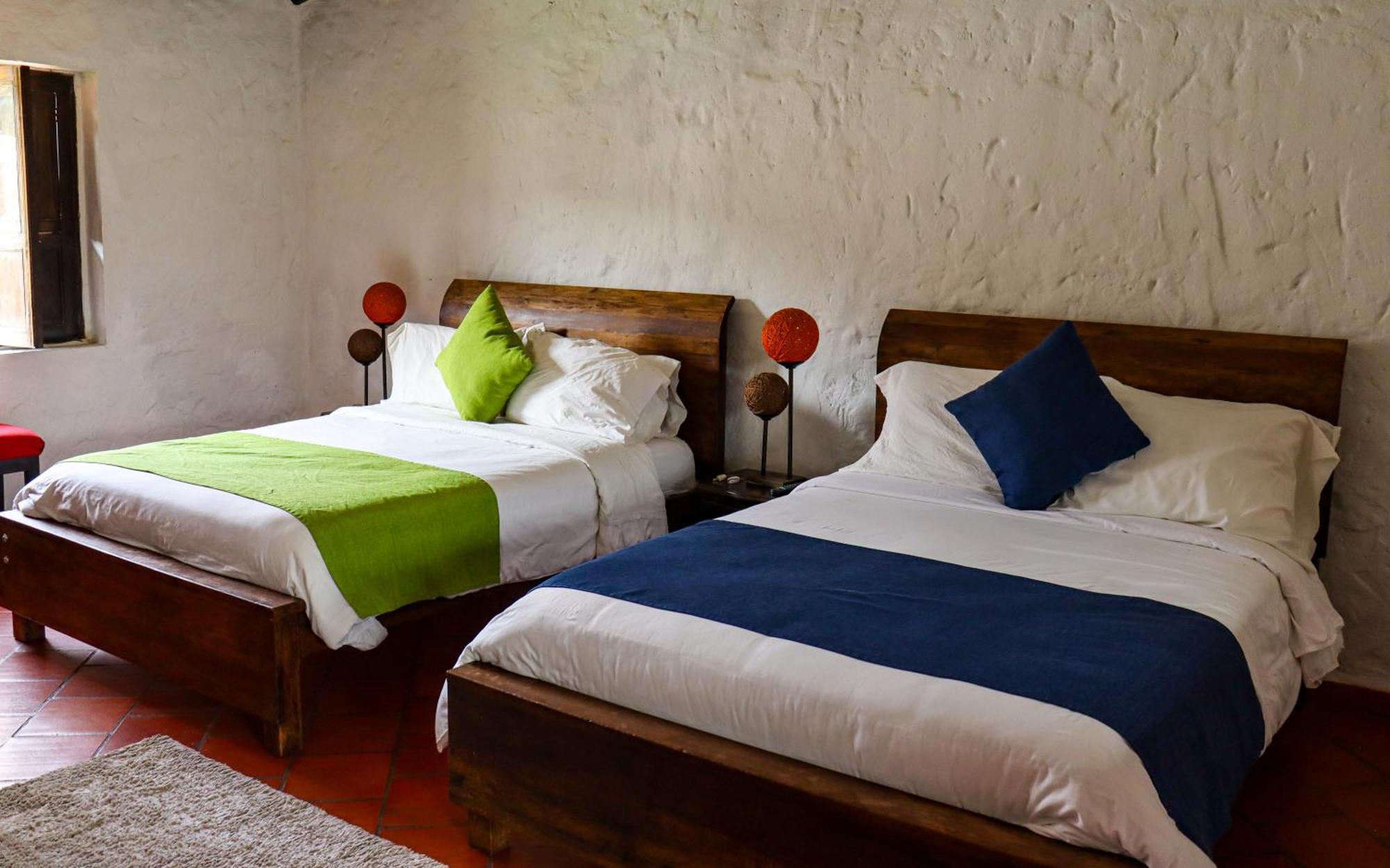 Отель Casona Quesada Суэска Экстерьер фото